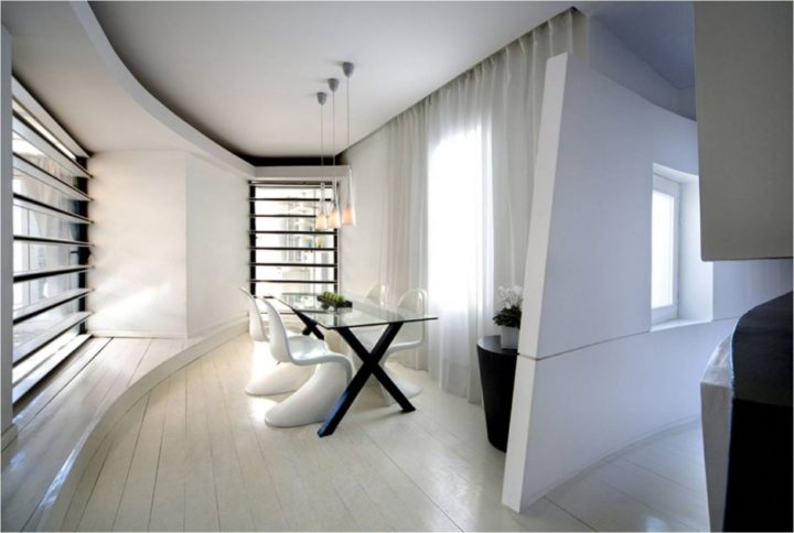 《白色阁楼》(White Penthouse)，作者:Hector Ruiz Velazquez