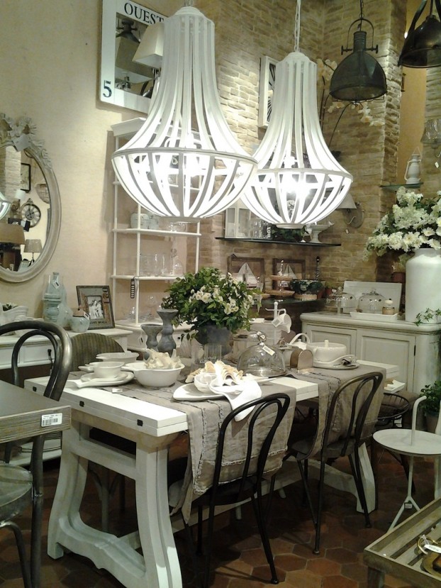 country-elegant-dining