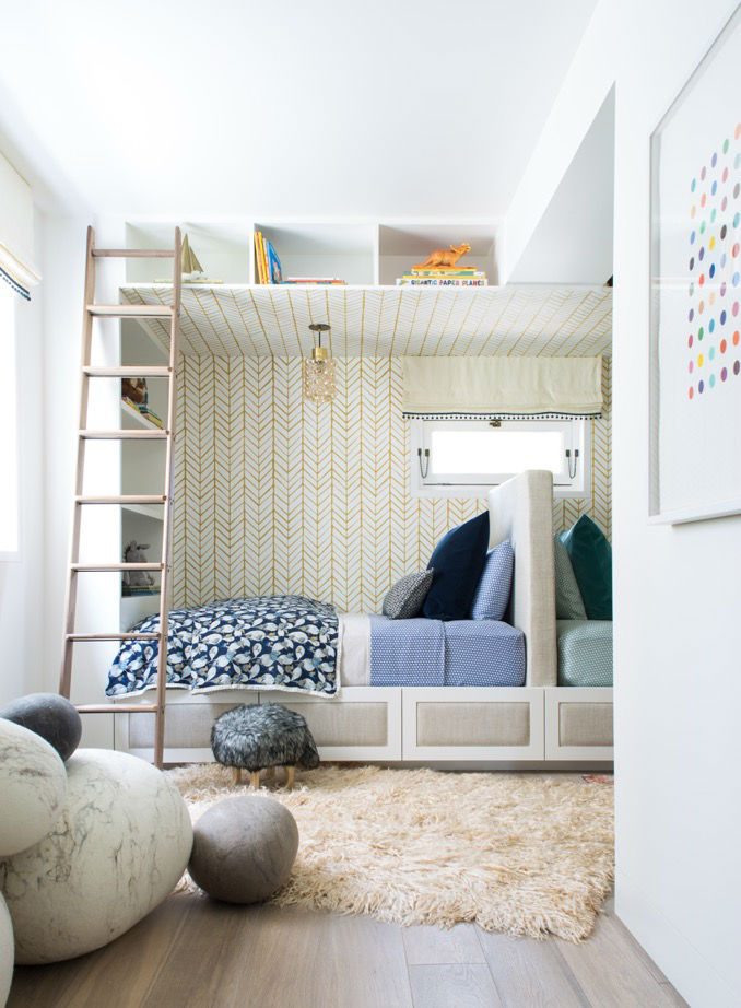 两个男孩设计主意的儿童室