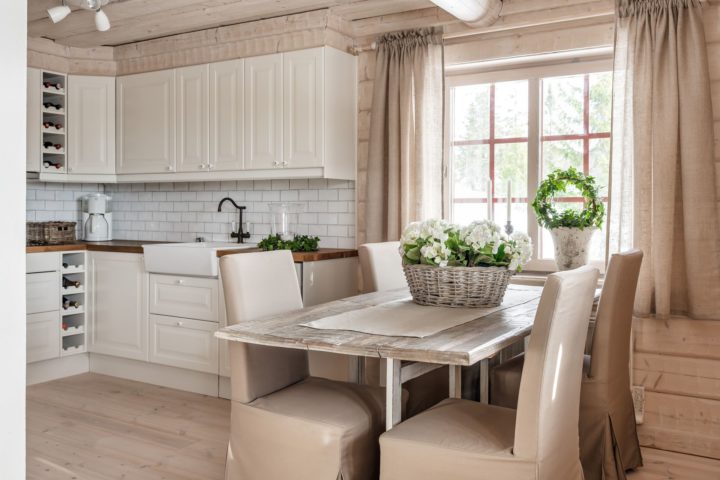 Scandinavian-cottage-home-7