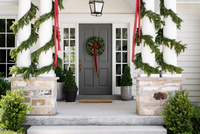 studiomcgee_Christmas-decorations-2022-13