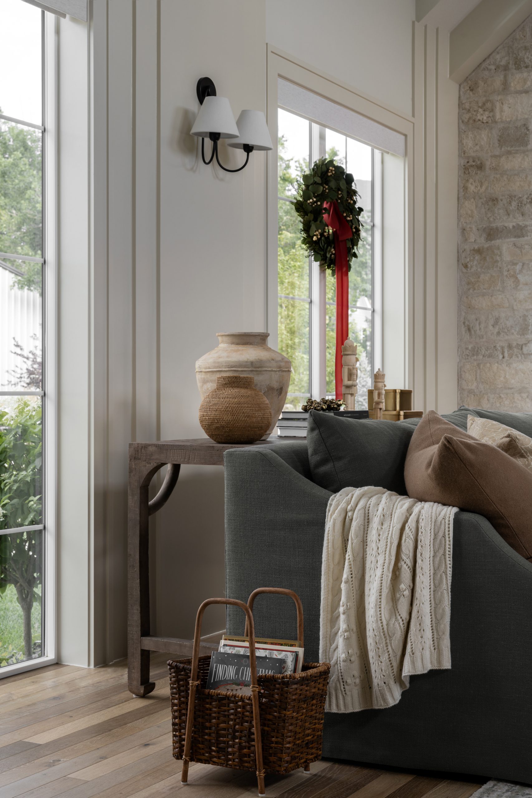 studiomcgee_Christmas-decorations-2022-3