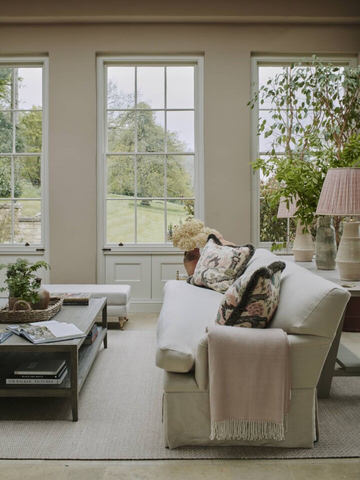 farmhouse-family-manor-4
