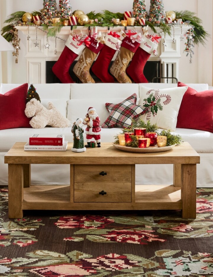 Christmas-decorating-5