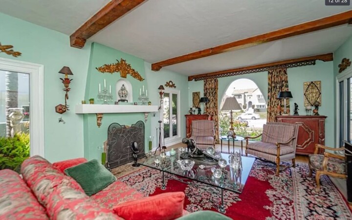 living-room-before