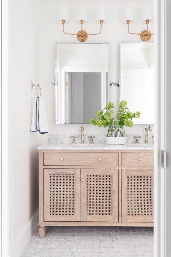mixing-metals-in-bathroom