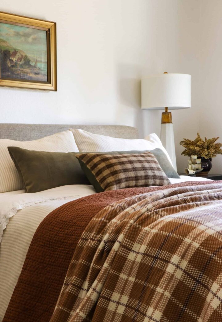 winter-cozy-bedroom