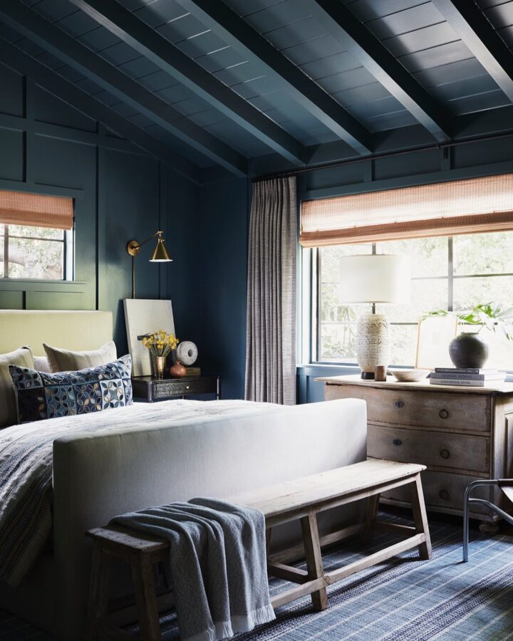 color-drenching-interiors-11