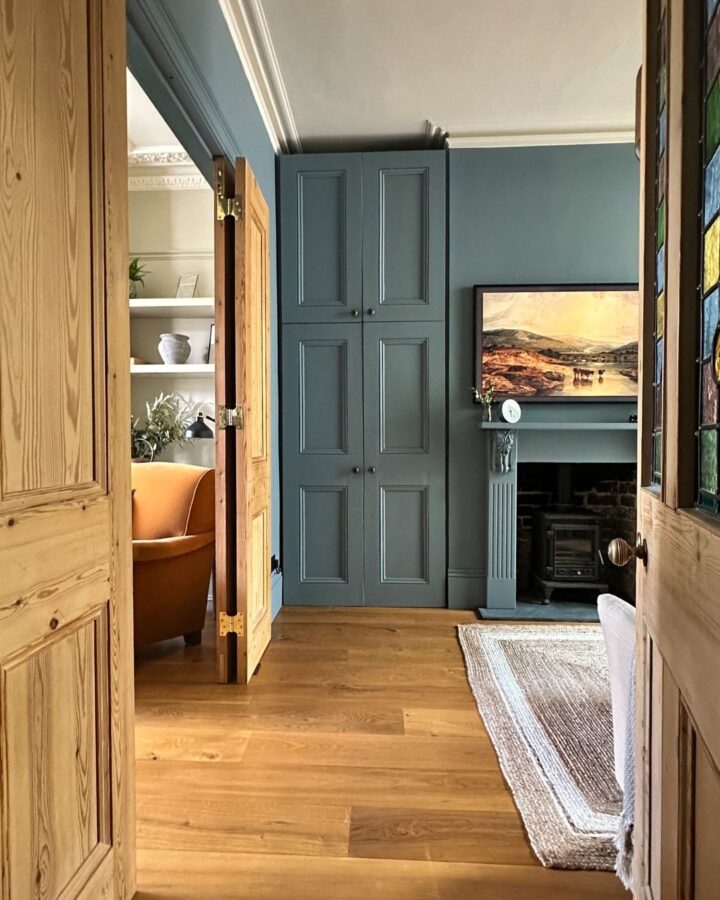 color-drenching-interiors-12