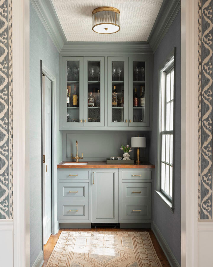 color-drenching-interiors-22