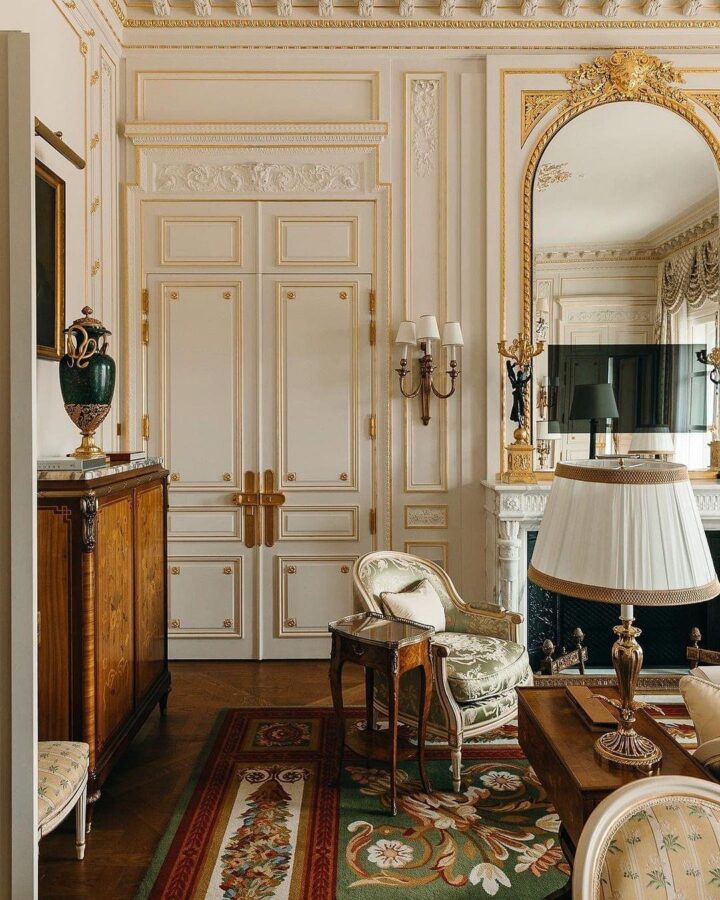 old-money-home-2