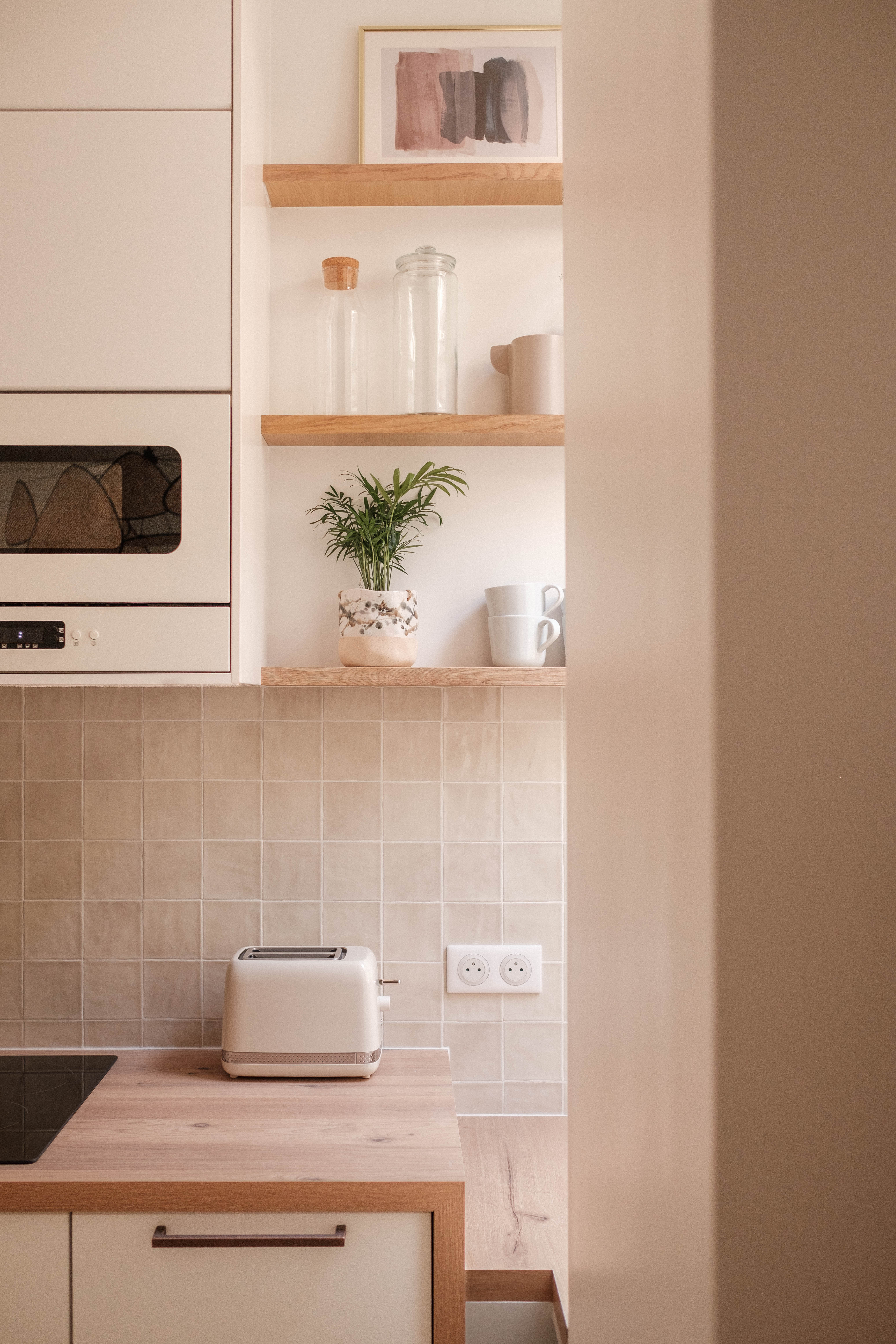 tiny-Parisian-apartment-6