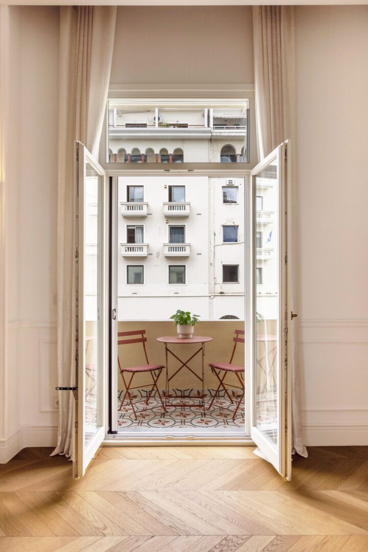 1950s-Apartment-modern-renovation-4