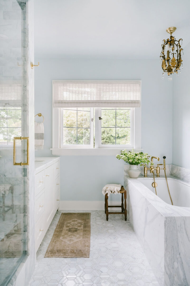 Cohesively-Curated-Eclectic-Interior-Design-12