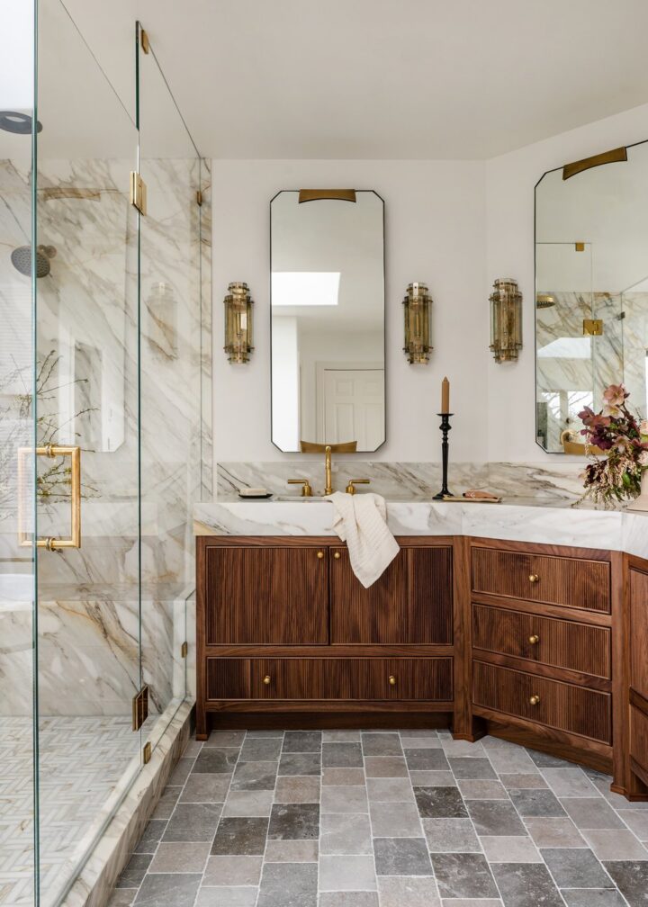 Cohesively-Curated-Eclectic-Interior-Design-17