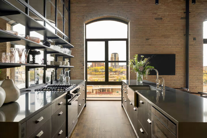 Romantic-Industrial-Loft-5