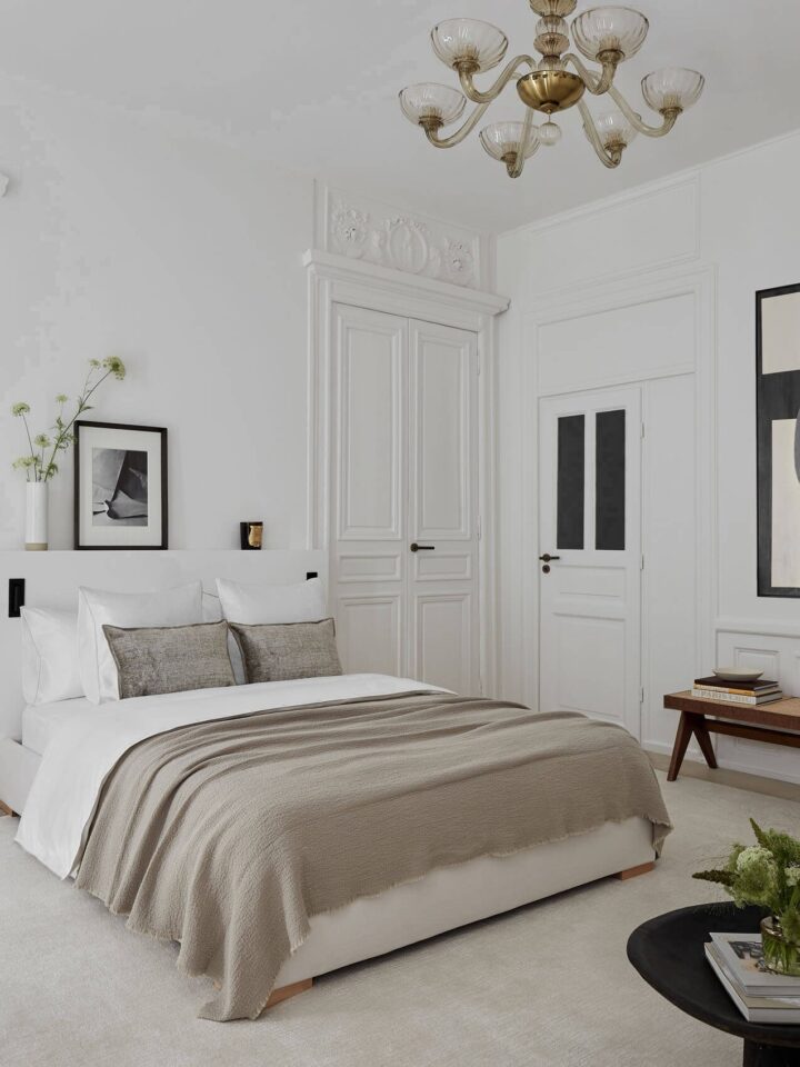 Parisian-Apartment-14